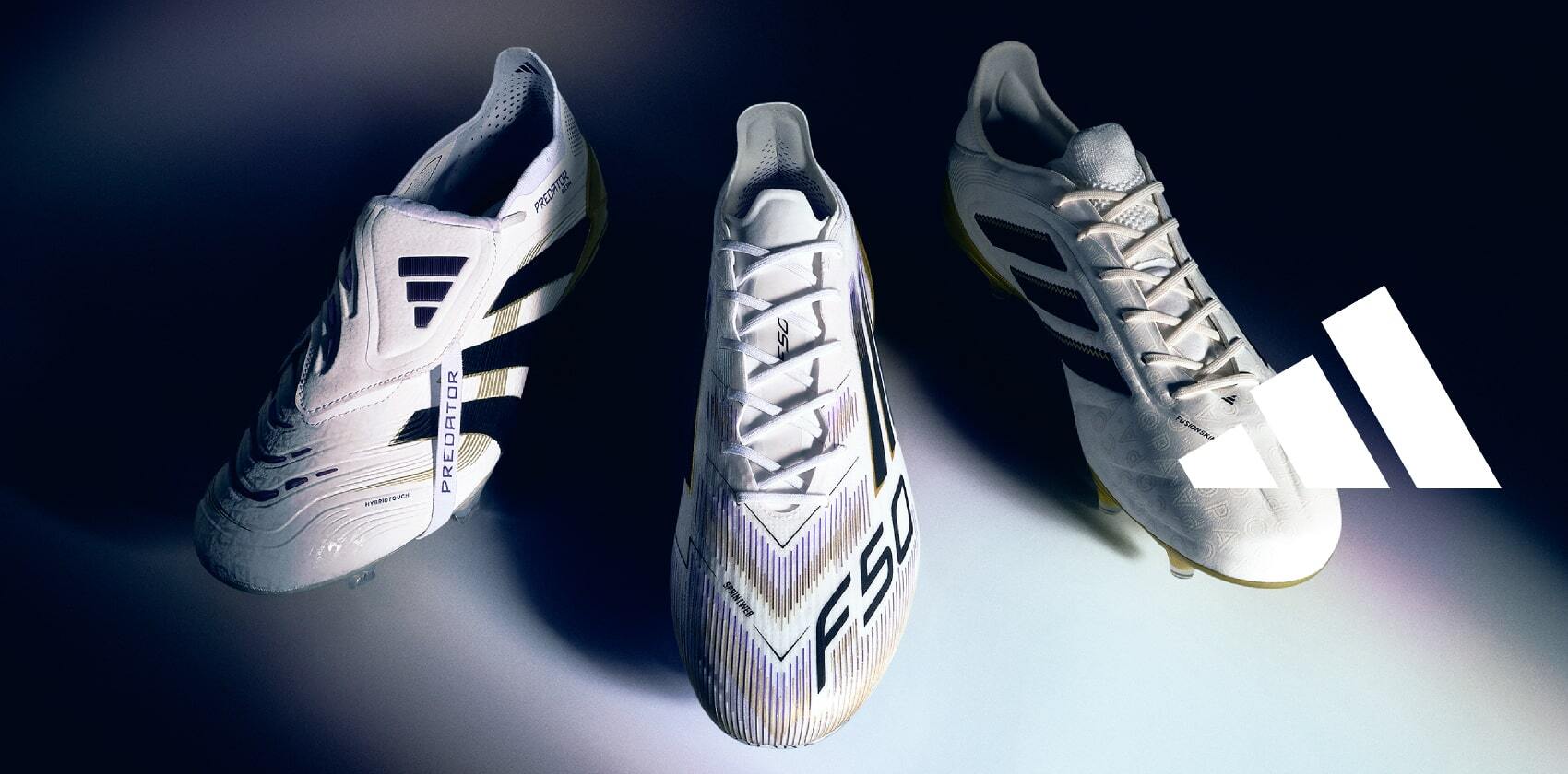 adidas NEWサッカーシューズ
